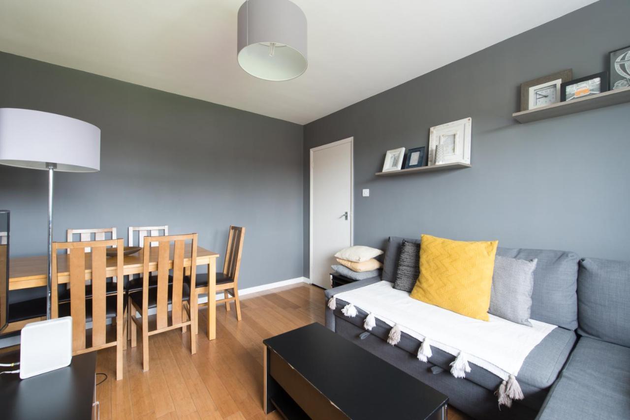 Chesterton Court Apartment Глостер Экстерьер фото